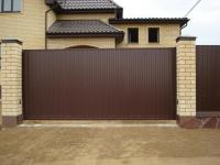 Сдвижные ворота из профнастила