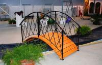 Кованый мостик через ручей