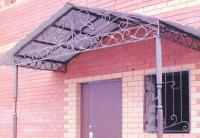 Кованый козырек из металлочерепицы