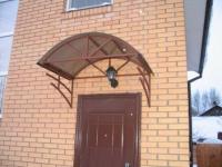 Сварной козырек из профильной трубы